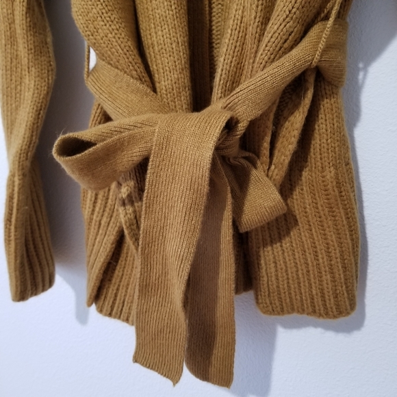 ๐ธ NWT Ann Taylor Wool Blend Belted Cardigan in Antique Brass Small - Picture 6 of 9